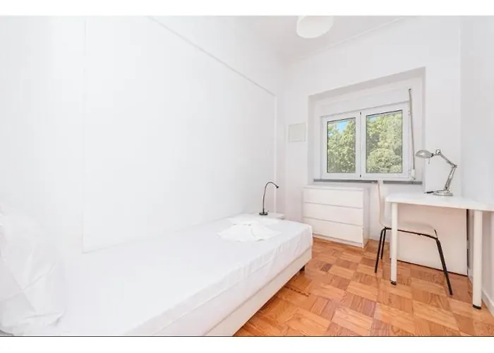 Lejlighed Houze Spacious 4 Bedroom Flat Near Zoo *